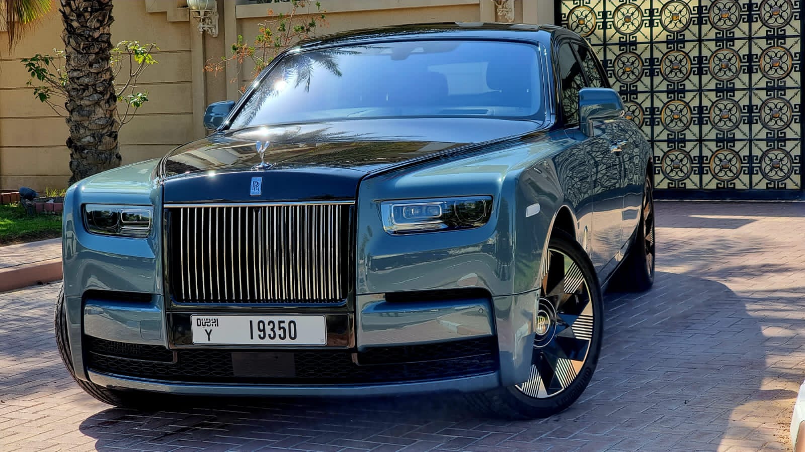 2023 Rolls-Royce Phantom Series II: The Pinnacle of Bespoke Luxury